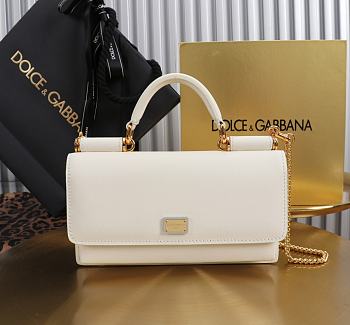 Dolce & Gabbana Miss Sicily White Leather Wallet 20x11x3cm