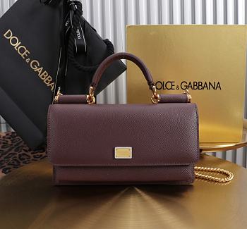 Dolce & Gabbana Miss Sicily Burgundy Leather Wallet 20x11x3cm