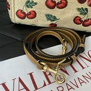 Valentino Garavani Small Shopping Bag Raffia Cherryfic 22x19x12cm - 5