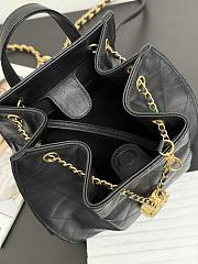 Chanel 25 Backpack Black Caviar Gold 23x23x14cm - 5