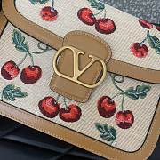 Valentino Garavani 9To5 Shoulder Bag Raffia Cherryfic 24.5x18.5x8cm - 6