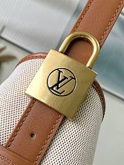 Louis Vuitton LV Low Key Hobo PM Ecru/Cognac 24x28x16cm - 5