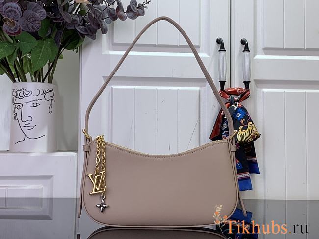 Louis Vuitton LV Pochette Bloom Sand Bag 23x10x4cm - 1