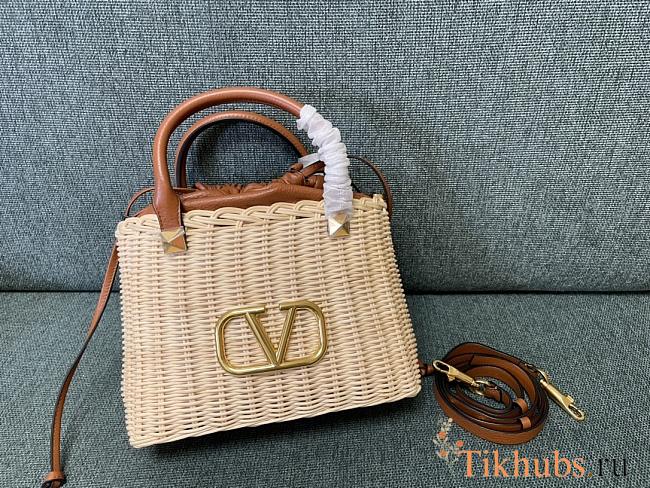 Valentino Beige/Brown Wicker Vlogo Bucket Bag 25x18x9cm - 1