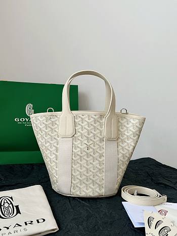 Goyard Goyardine White Canvas Belharra PM Tote 24x18x14cm