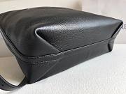 Burberry Small Highlands Black Shoulder Bag 28.5x11.5x31cm - 2