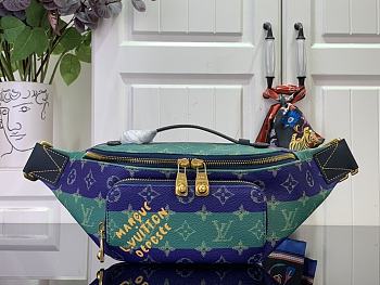 Louis Vuitton LV Bumbag Green Blue 30x15x8cm