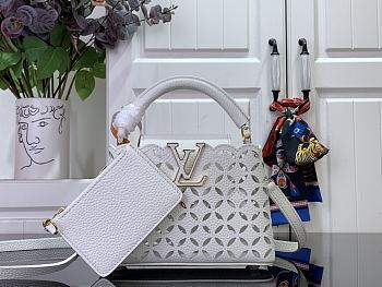 Louis Vuitton LV Mini Capucines White Lily 21x14x8cm