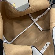 Gucci Softbit Medium Top Handle Bag White 27.5x21x16cm - 3