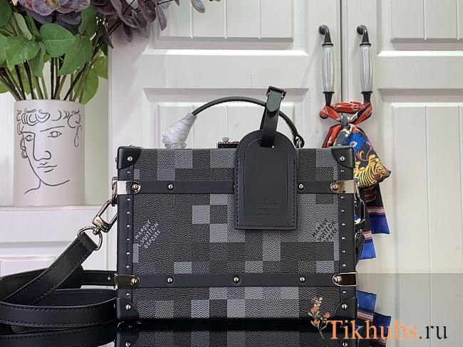 Louis Vuitton LV Handle Trunk Damoflage Black 24x16.5x8cm - 1