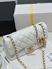 Chanel Mini Flap Bag Lambskin Gold White 20x13x7cm - 5