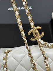 Chanel Mini Flap Bag Lambskin Gold White 20x13x7cm - 3