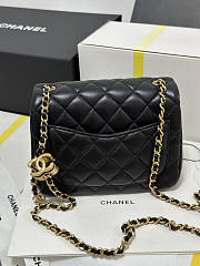 Chanel 25B Flap Bag Black Lambskin Gold 18x13.5x7cm - 6