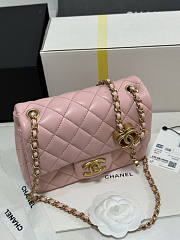 Chanel 25B Flap Bag Pink Lambskin Gold 18x13.5x7cm - 4
