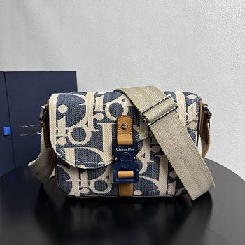 Dior Saddle Messenger Bag Blue and Beige Raffia-Effect 24x16.5x5.5cm