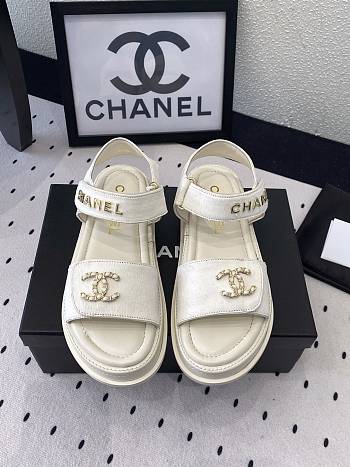 Chanel White Sandal 09