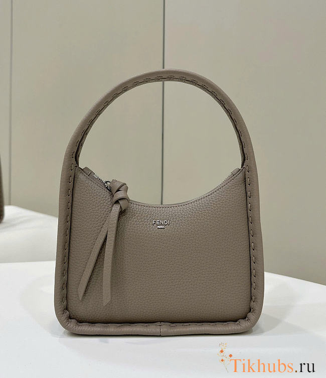 Fendi Mini Fendessence Etoupe Leather Bag 28x20.5x7cm - 1