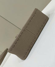 Fendi Mini Fendessence Etoupe Leather Bag 28x20.5x7cm - 3