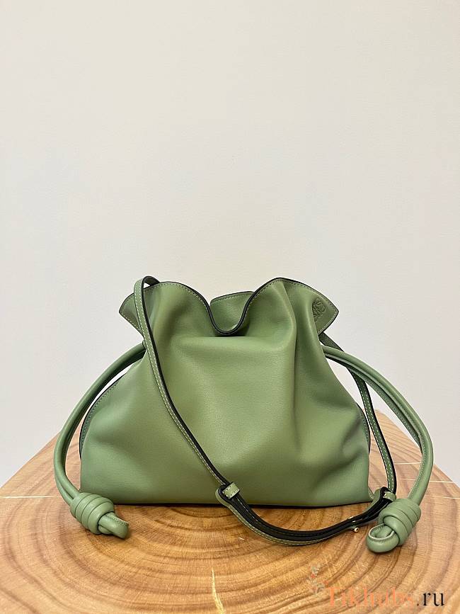 Loewe Flamenco Clutch Bag Green 30x24.5x10.5cm - 1