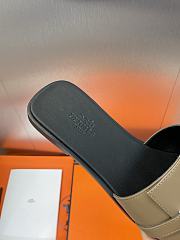 Hermes Giulia Sandal Etoupe Black - 5