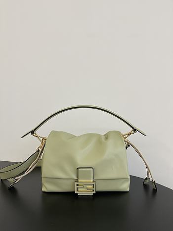 Fendi Mamma Baguette Medium Green Leather Bag 26.5x18x8.5cm
