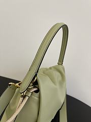 Fendi Mamma Baguette Medium Green Leather Bag 26.5x18x8.5cm - 4