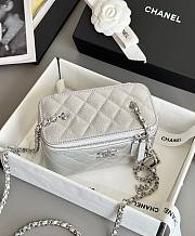 Chanel Vanity Case Silver Caviar 17x9.5x8cm - 5