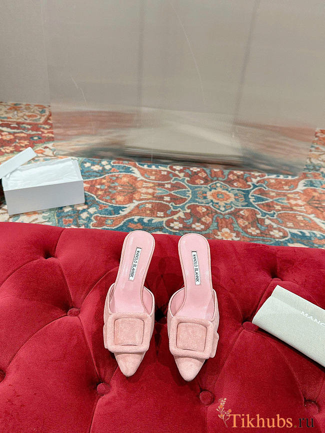 Manolo Blahnik Maysli Pink Suede Slingback Pumps 7cm - 1