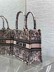 Dior Lucky Medium Book Tote Pink Flowers Calendar - 3