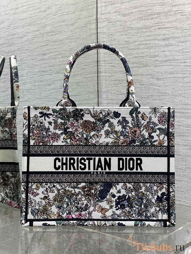 Dior Lucky Medium Dior Book Tote Multicolor Flowers 36cm - 1