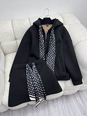 Louis Vuitton LV Monogram Scarf Zip-Up Set - 4