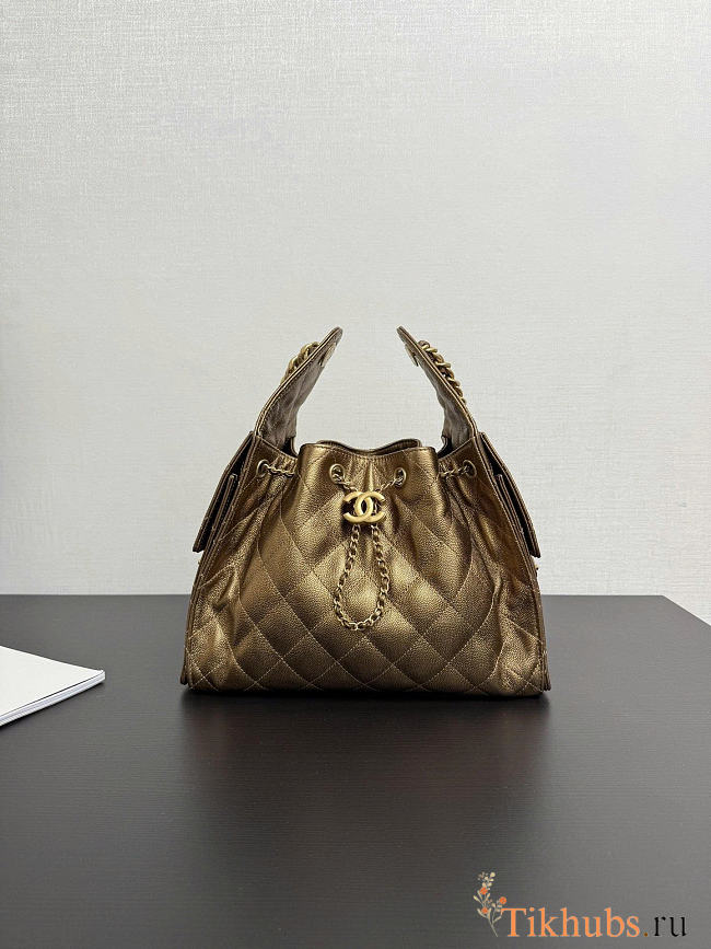 Chanel 25 Small Handbag Calfskin Gold 30x26x14cm - 1
