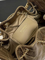 Chanel 25 Small Handbag Calfskin Gold 30x26x14cm - 3