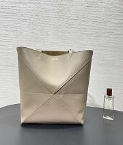 Loewe Medium Puzzle Fold Tote Shiny Calfskin Grey 31.5x14.5x25.5cm - 3