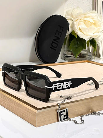 Fendi Sunglasses 07