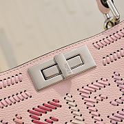  Fendi Peekaboo ISeeU Small bag in pink 33cm - 4