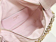  Chanel Shiny Caviar Quilted Bow Pouch Hobo in pink size 18cm - 2