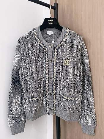  Chanel CC Logo Button Cardigan