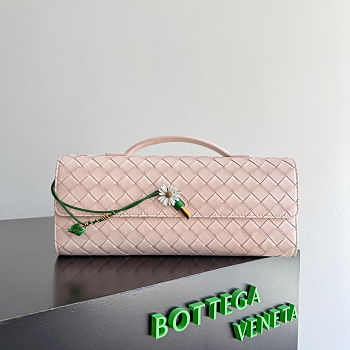 Bottega Veneta Andiamo clutch bag in pale pink 31*13*3cm
