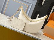 Louis Vuitton Loop Hobo in creme empreinte leather 38x26x10cm - 1