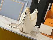 Louis Vuitton Loop Hobo in creme empreinte leather 38x26x10cm - 5