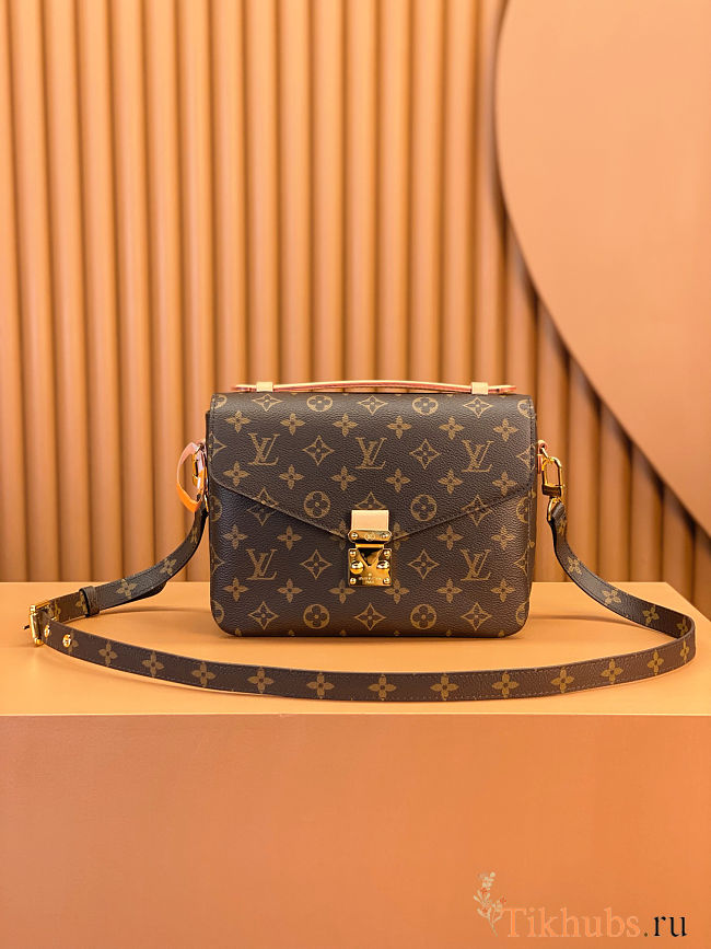 LV Pochette Métis M44875 25cm - 1