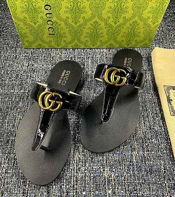 Gucci GG T-strap sandal 
