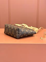 Louis Vuitton Lockit BB Monogram handbag 15x19x7cm - 3