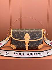 Louis Vuitton Diane Monogram coated canvas bag 9x15x24cm - 1