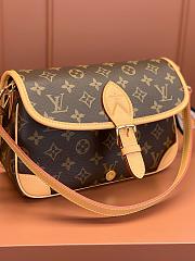 Louis Vuitton Diane Monogram coated canvas bag 9x15x24cm - 6