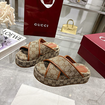 Gucci platform slides 