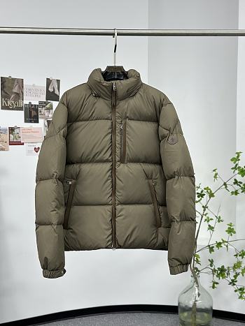 Moncler Besbre short down jacket in a light brown or taupe color