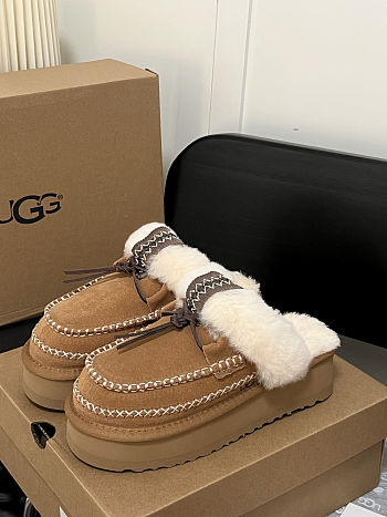  UGG Disquette Alpine slippers in the Hickory color