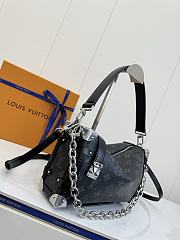 LV MM East West Side Trunk Bag M26226 28x15x7 cm - 6